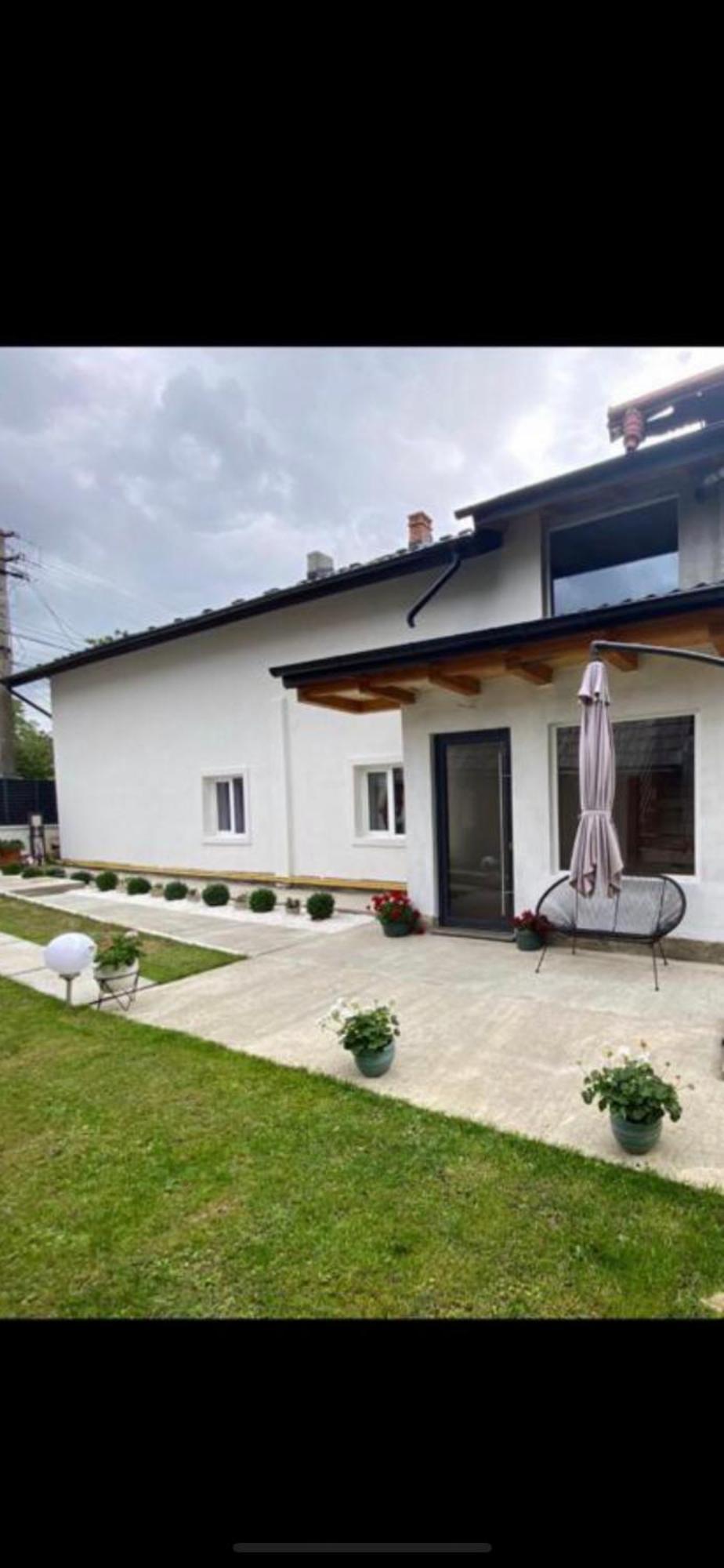Attic 33 Apartman Moldvahosszúmező Kültér fotó